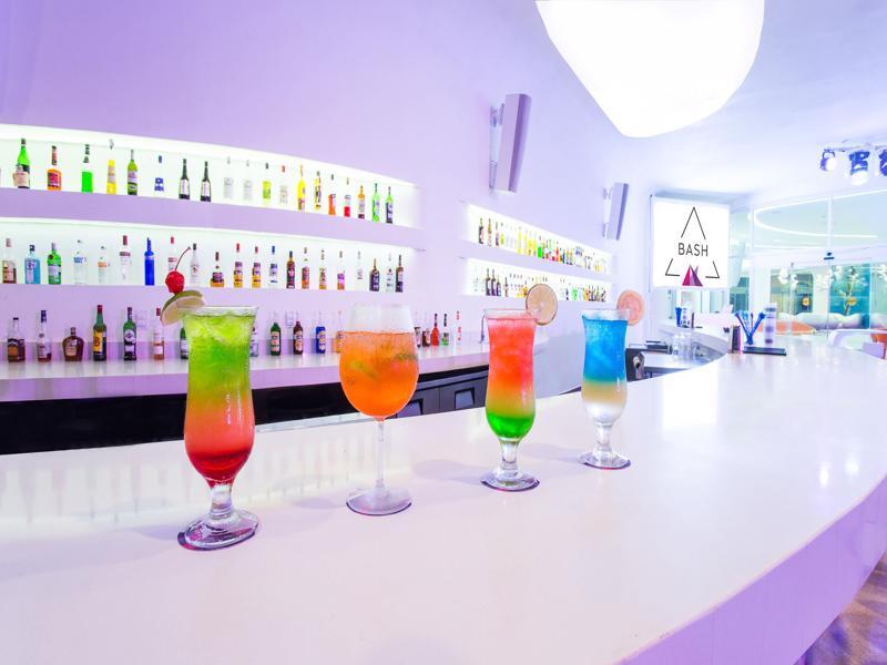 Temptation At The Tower Cancun Resort (Adults Only) Exterior foto